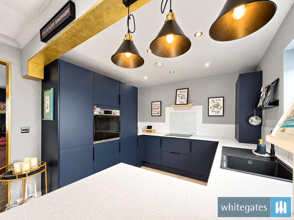 House in Sefton, Liverpool City Region - More