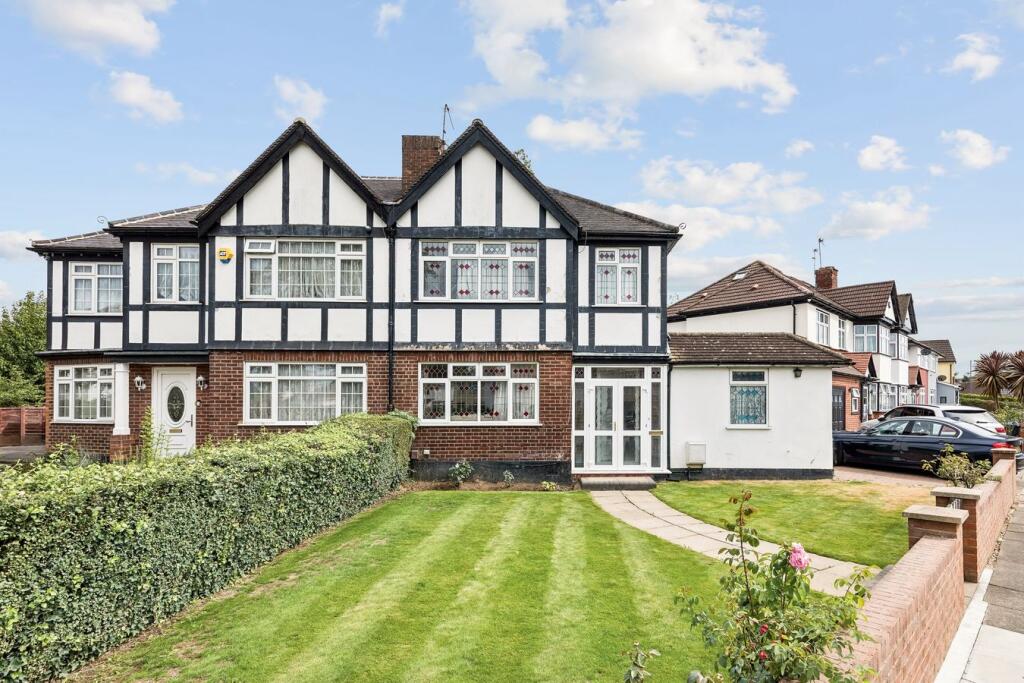 House in Harrow - View 4