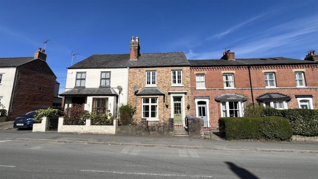 Main image of property: Victoria Road, Oswestry, SY11 2HT.