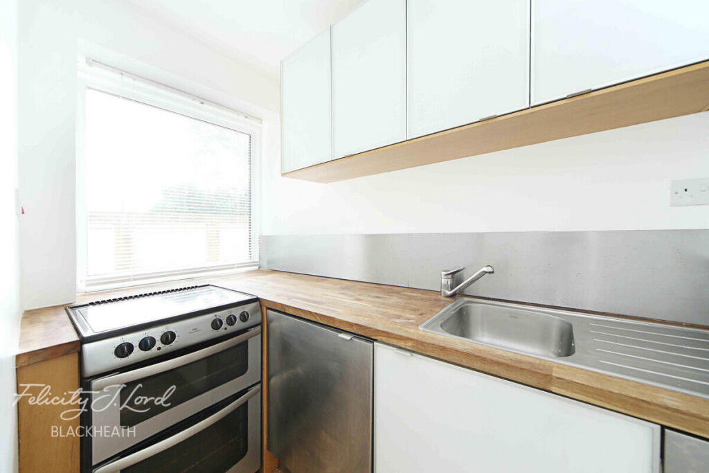 Main image of property: Oakcroft Court, Blackheath