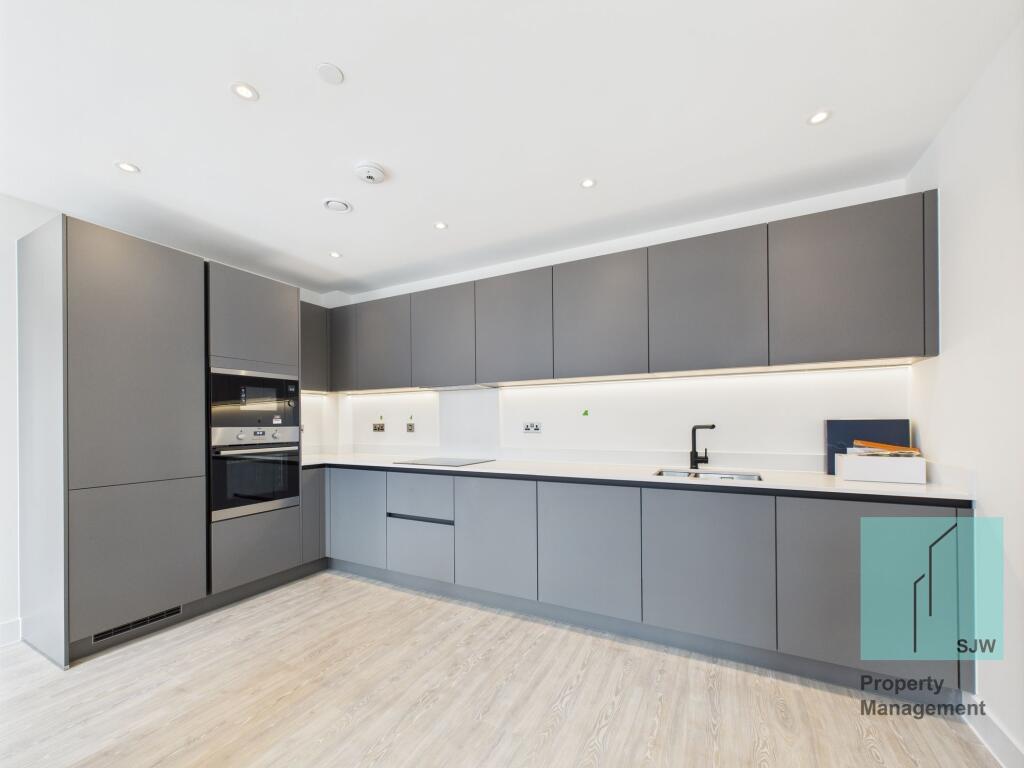 Main image of property: Aston Terrace, Cambridge, CB3