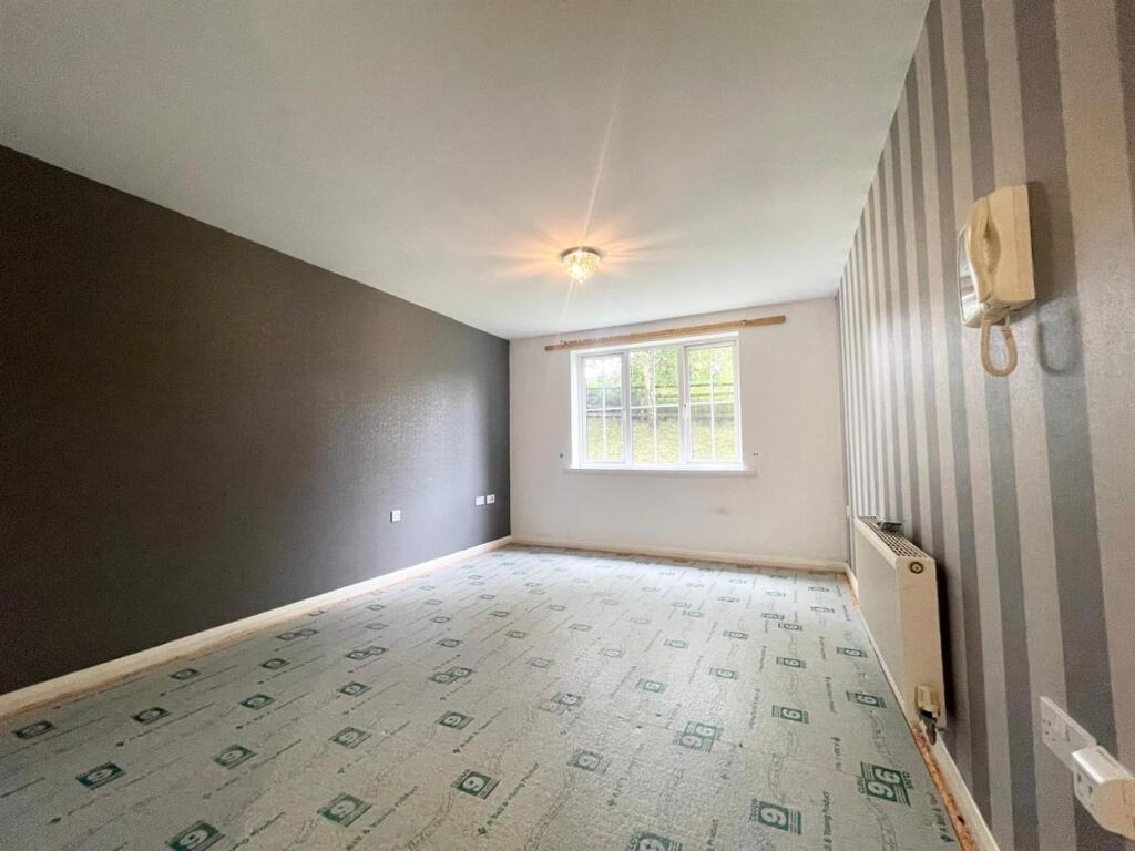 Apartment in Burnley, Lancashire - View 2