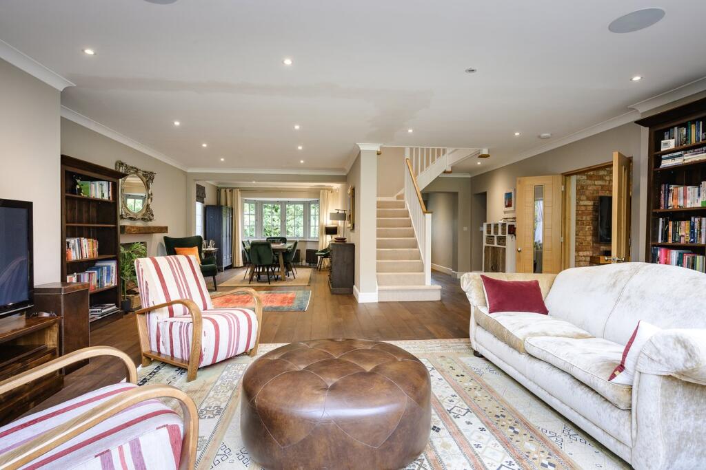 Oakshade Road, Oxshott, Leatherhead, KT22 – pohled 5