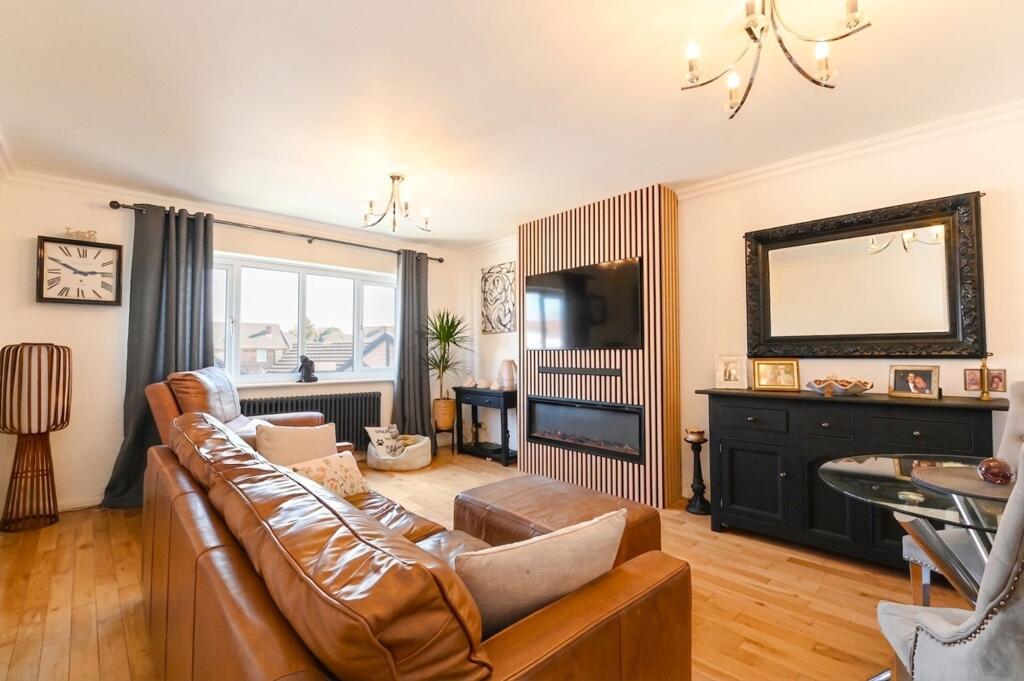 Main image of property: Turfnell Way, Worsley, M28