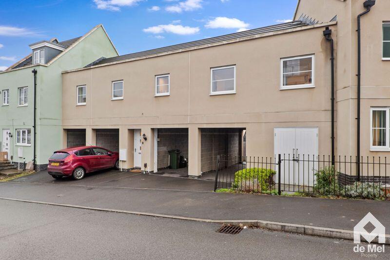 2-bed house on Burford Road, Cheltenham, £101,250