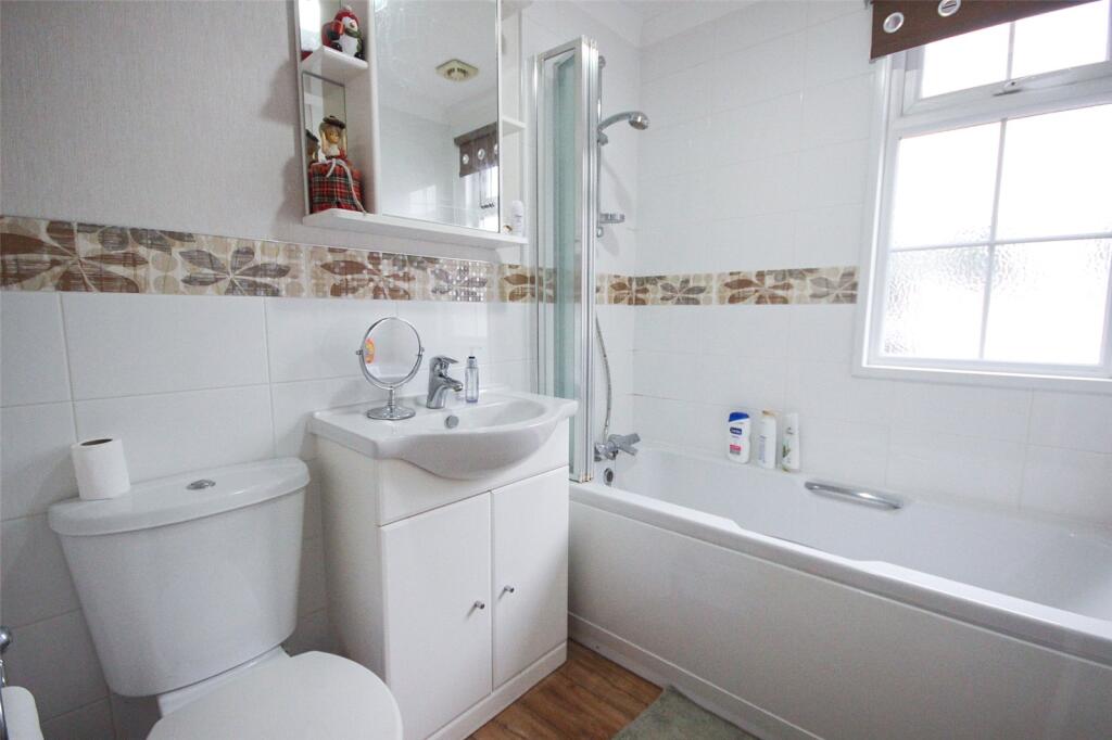 Hawthorne Terrace, Brookside Mobile Home Park, Bromham, Bedford, MK43 photo 5