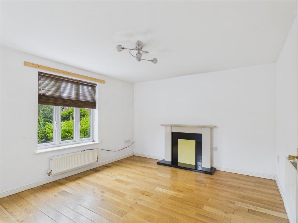 House in Ingleby Barwick, Broom Hill, Stockton-on-Tees - View 2