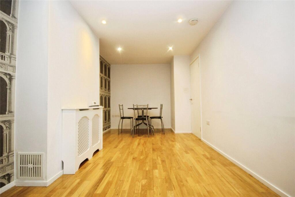 Apartment in London, Manor Park, Streatham - View 4