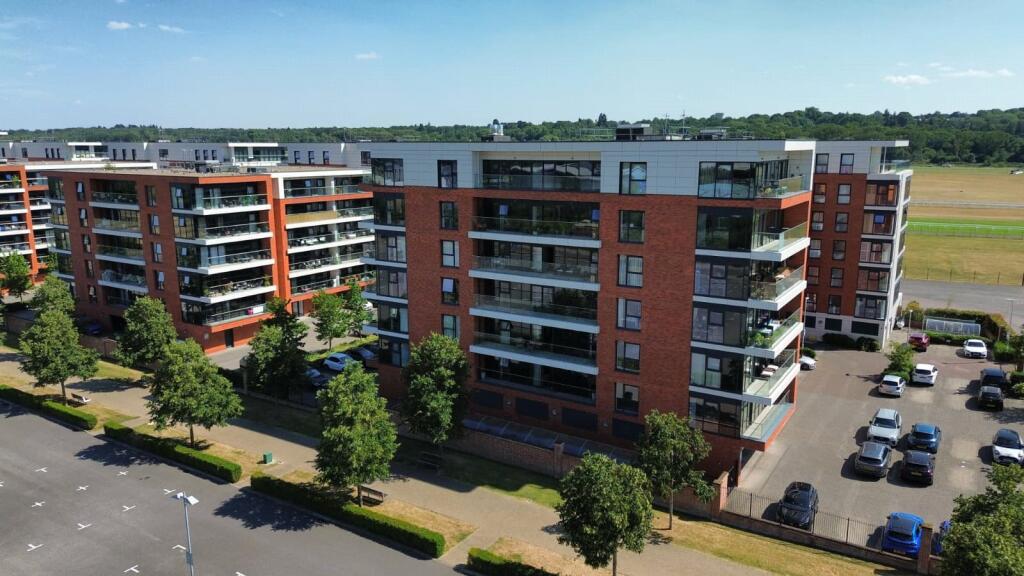Main image of property: Kingman Way, Newbury, Berkshire, RG14