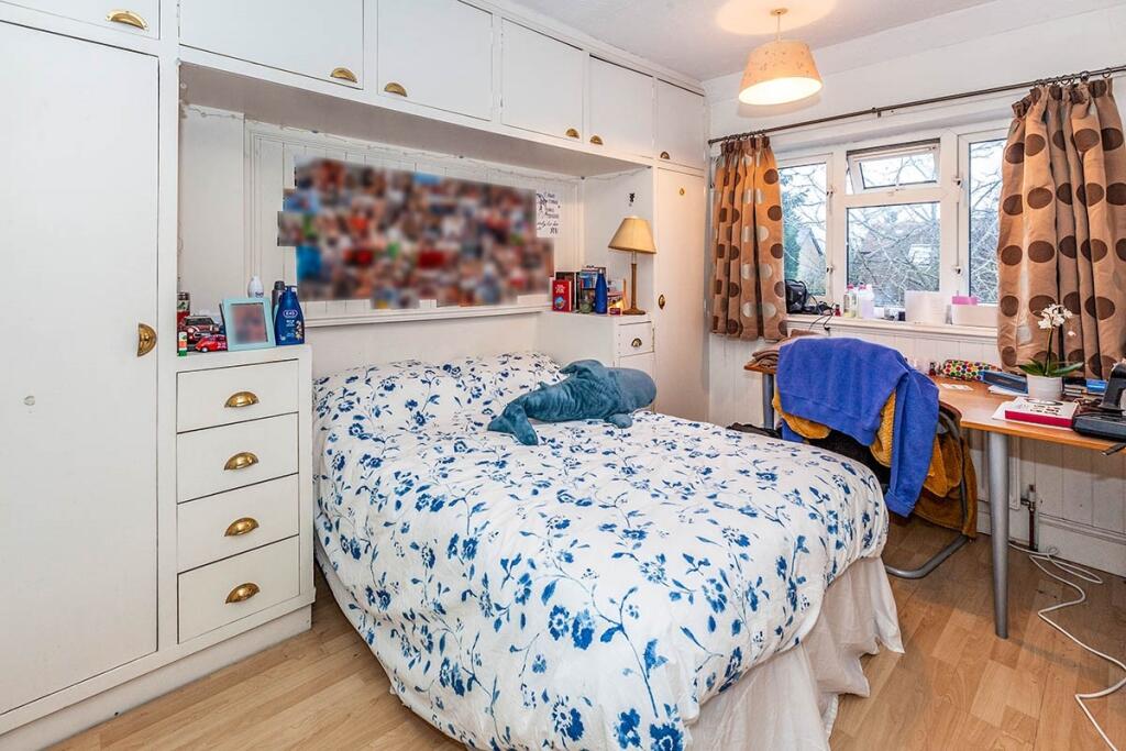 House in Twickenham - View 4