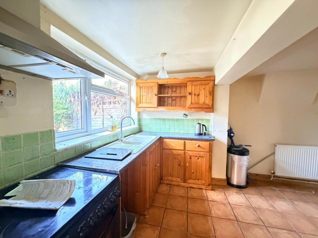 White Elm Road, Woolpit, Bury St. Edmunds photo 4