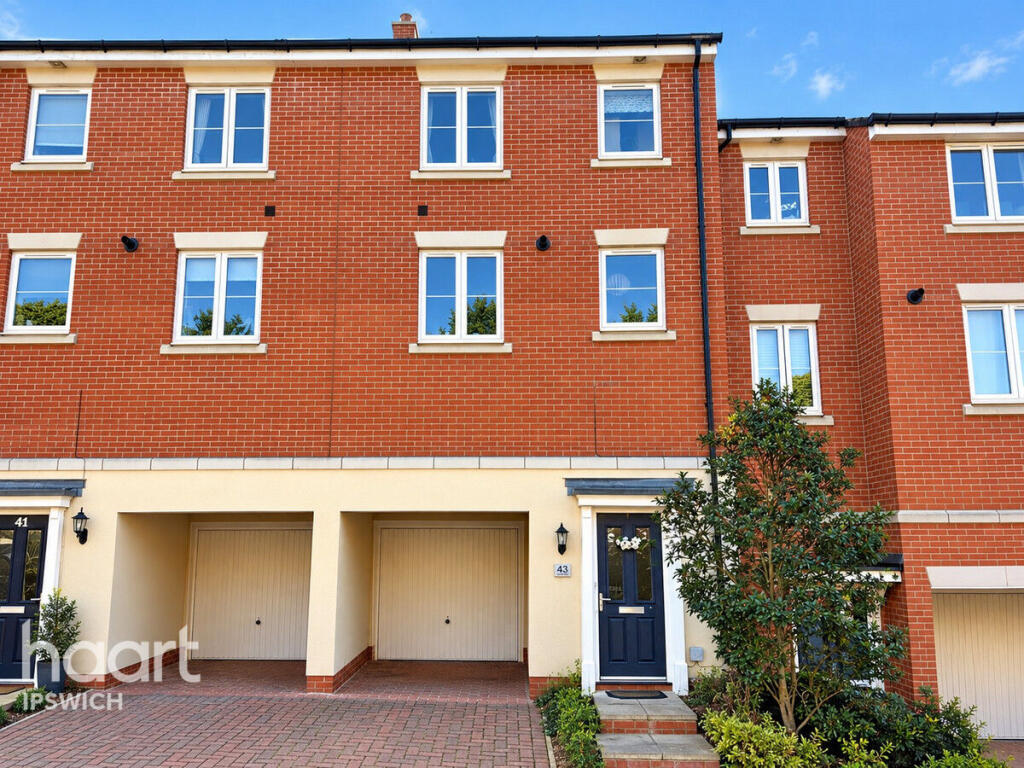 4-bed house on Meridian Rise, Ipswich, £325,000