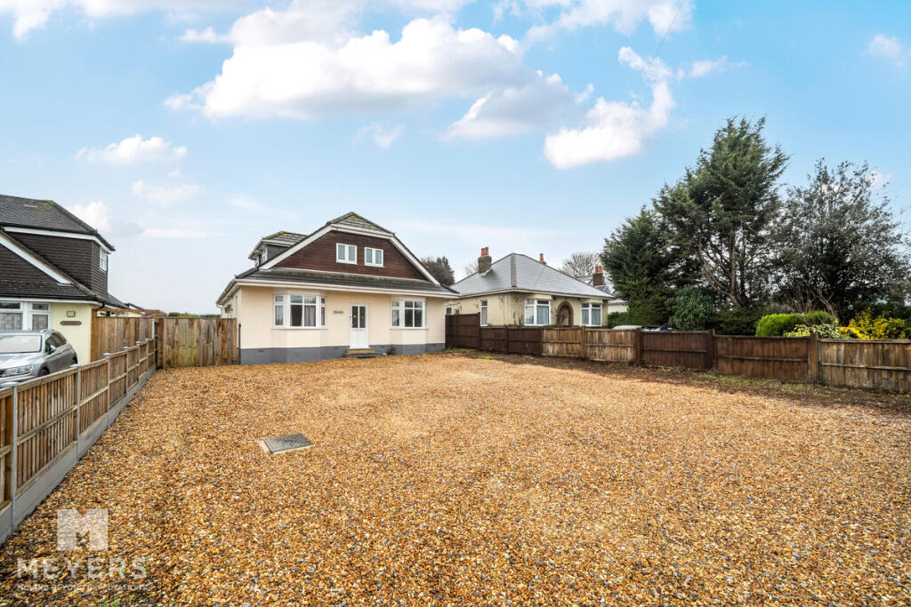 Main image of property: Blandford Road, Sturminster Marshall, BH21 4