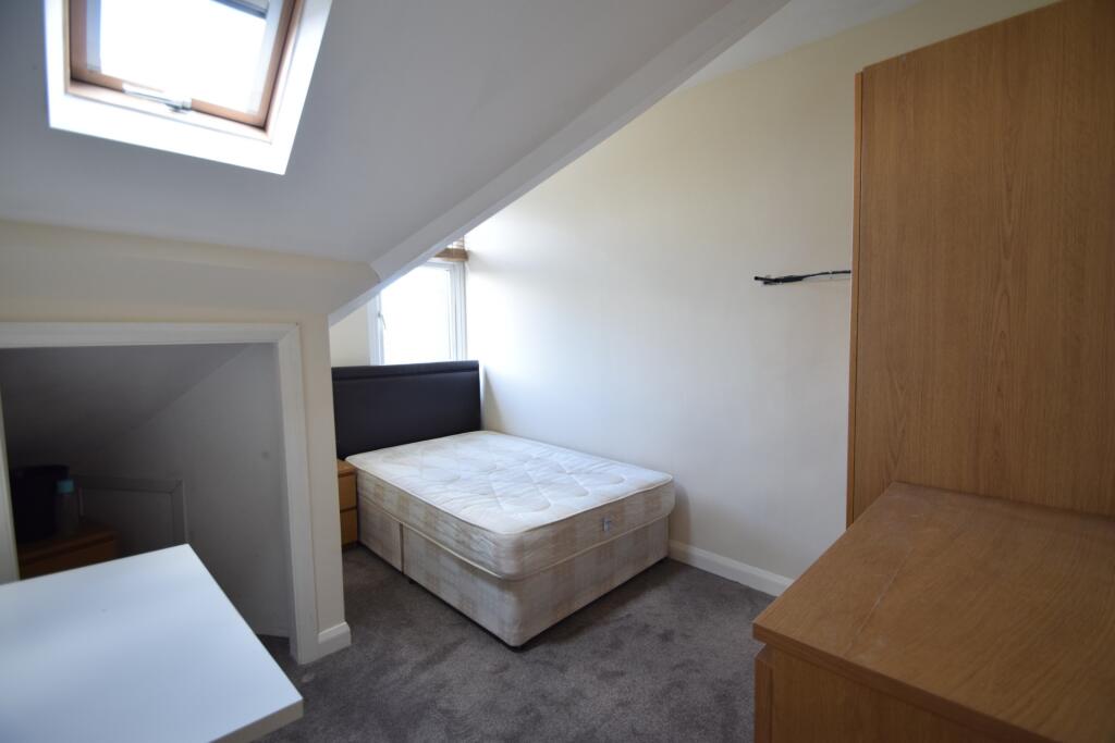 Apartment in Cardiff, The Colonies, Gabalfa - More