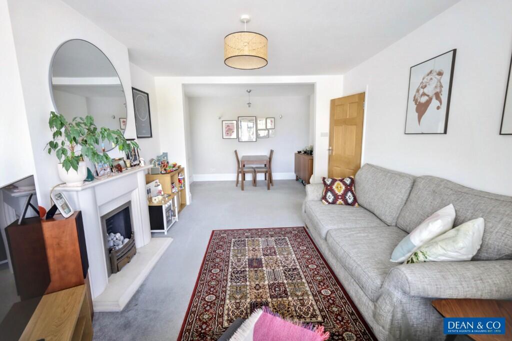 House in Hove, Hangleton - View 3