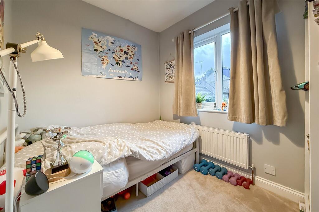 Apartment in St Albans - View 5