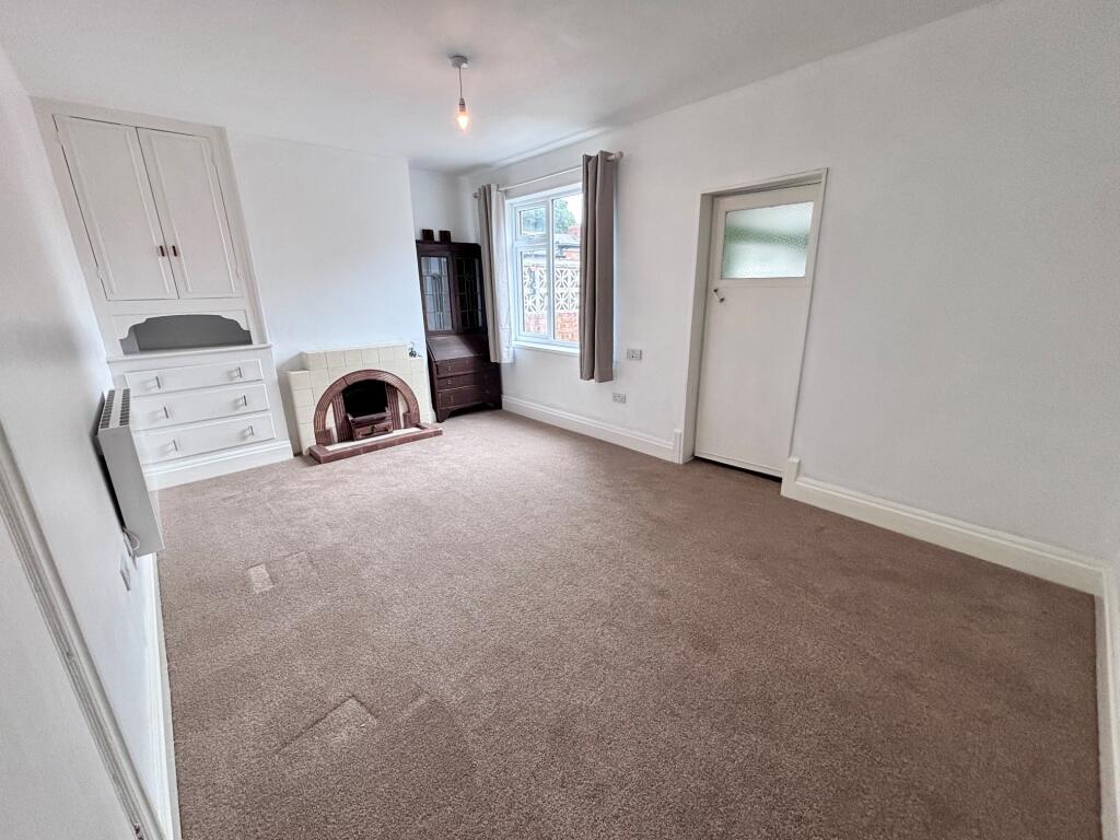 House in Hull, Kingston upon Hull - View 2