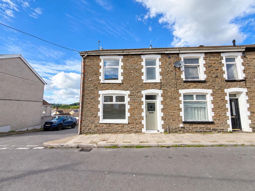 Main image of property: Gellideg Street, Maesycwmmer, CF82