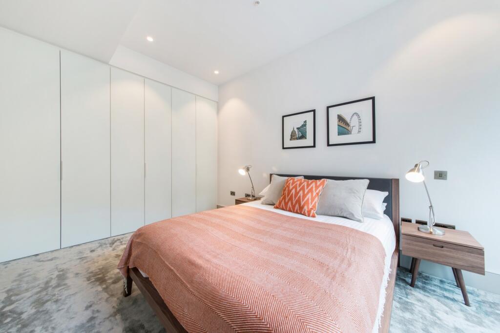 Apartment in London - View 3