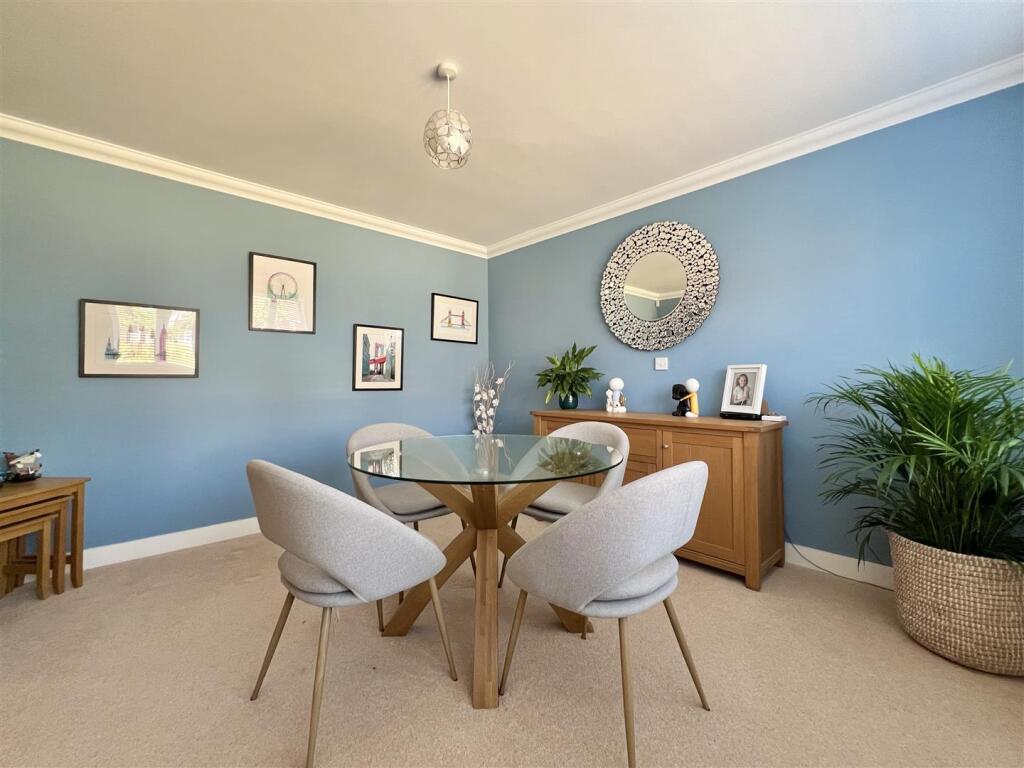 House in Dudley - View 5