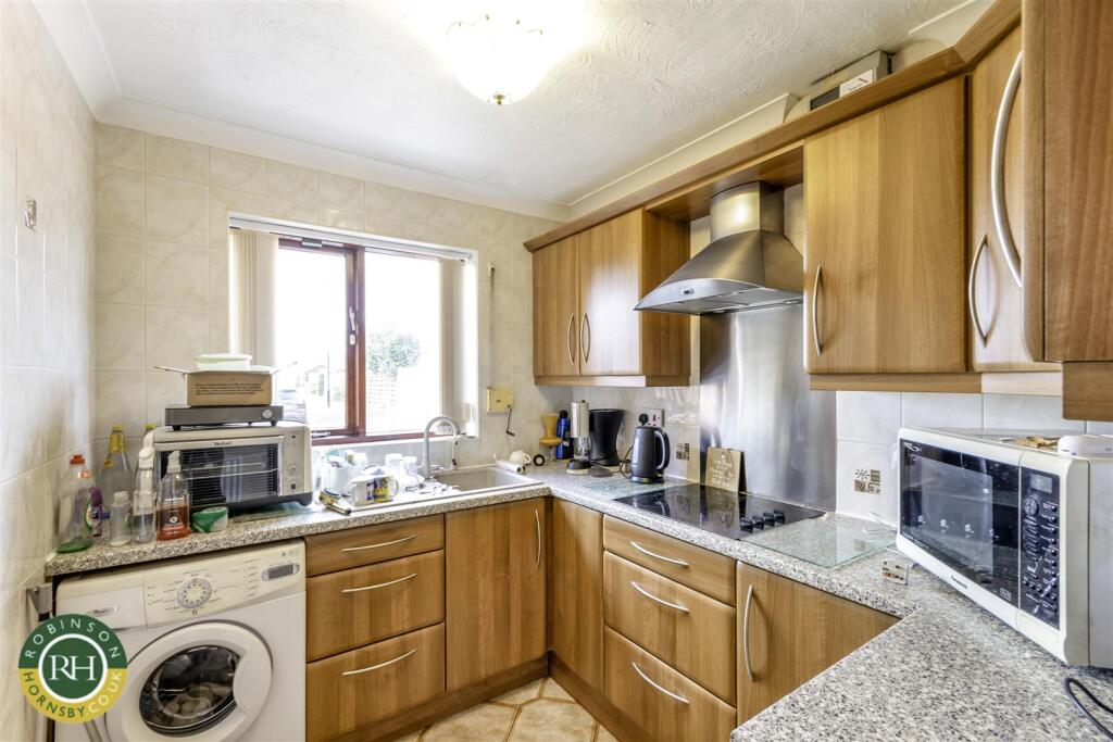 Blue Bell Court, Blaxton, Doncaster photo 3