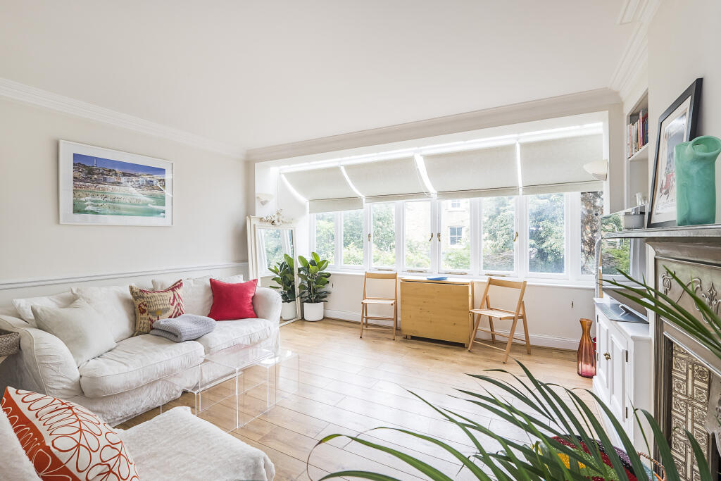 Main image of property: Wandsworth Bridge Road, London, SW6