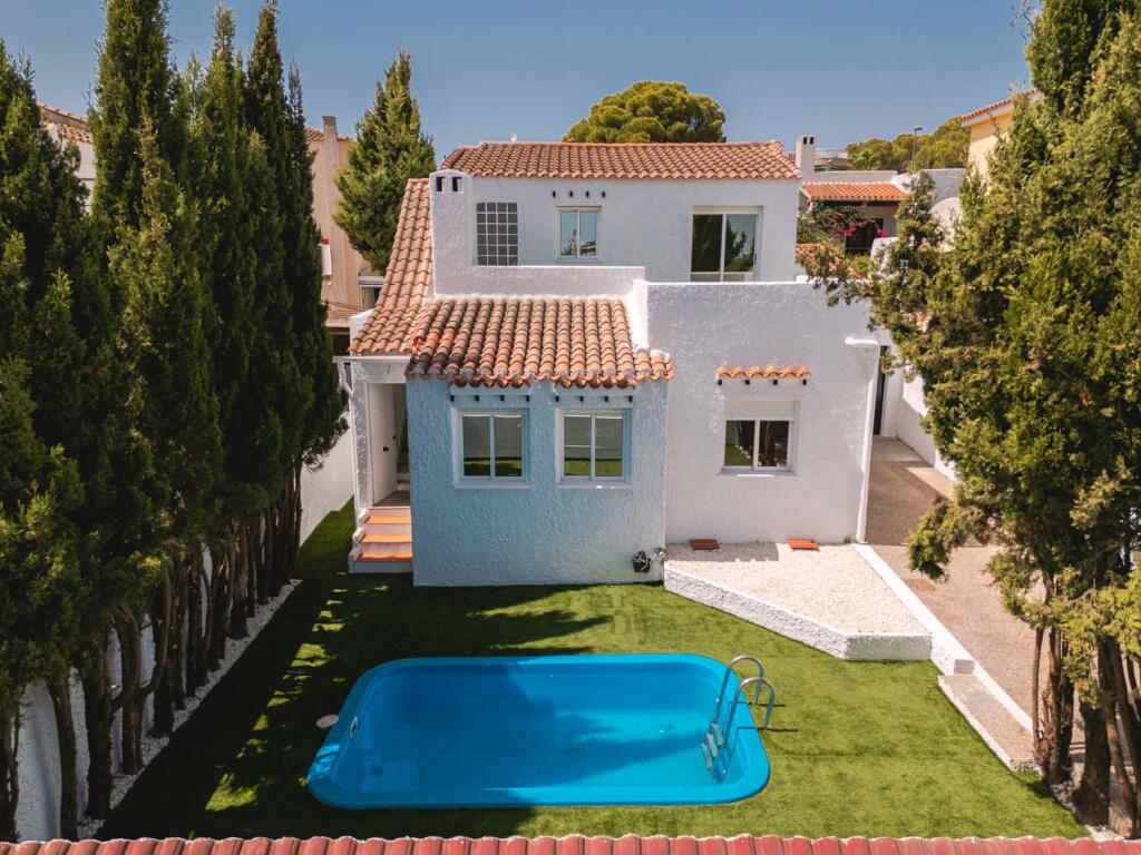 Main image of property: Valencia, Alicante, Pinar De Campoverde