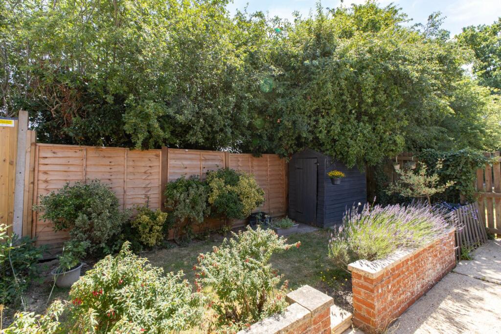 Apartment in Horsham, North Horsham - View 5