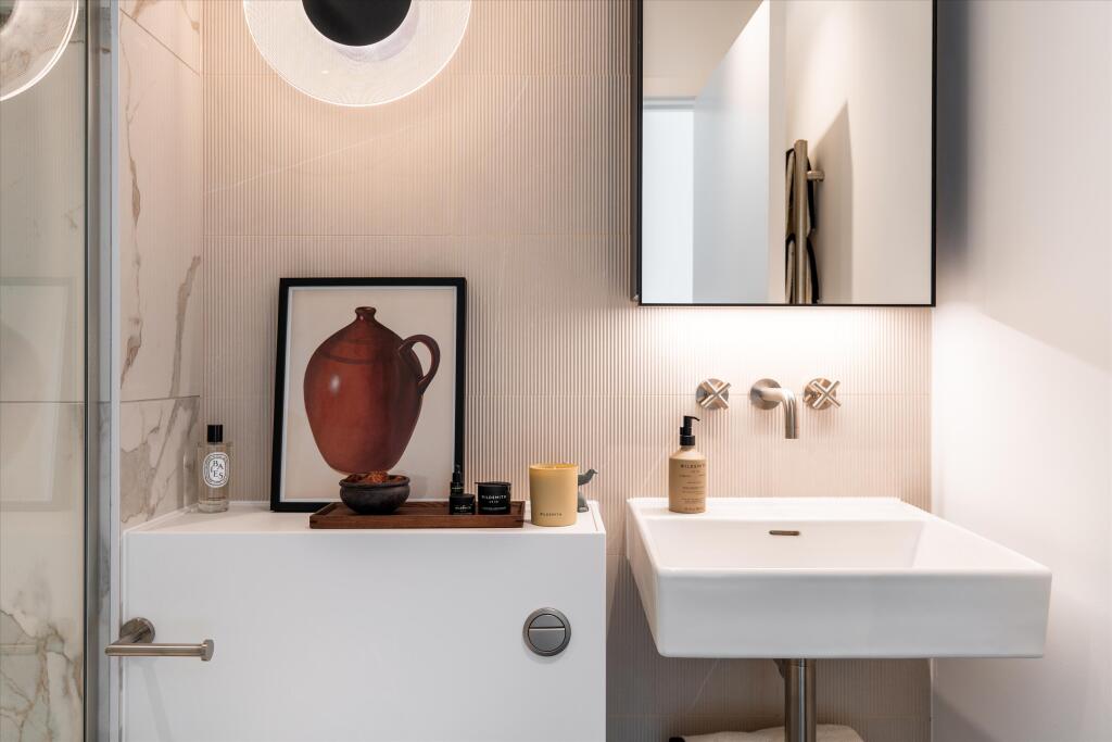 Apartment in London - View 4
