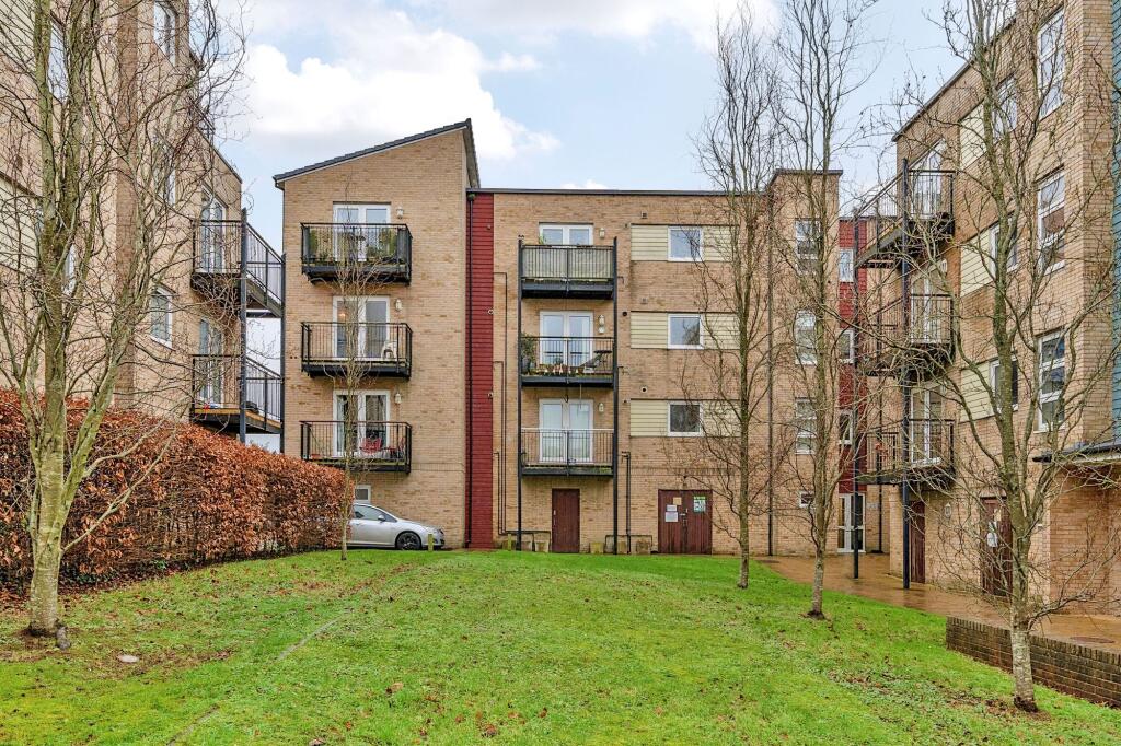 Main image of property: Hut Farm Place, Chandler's Ford, SO53