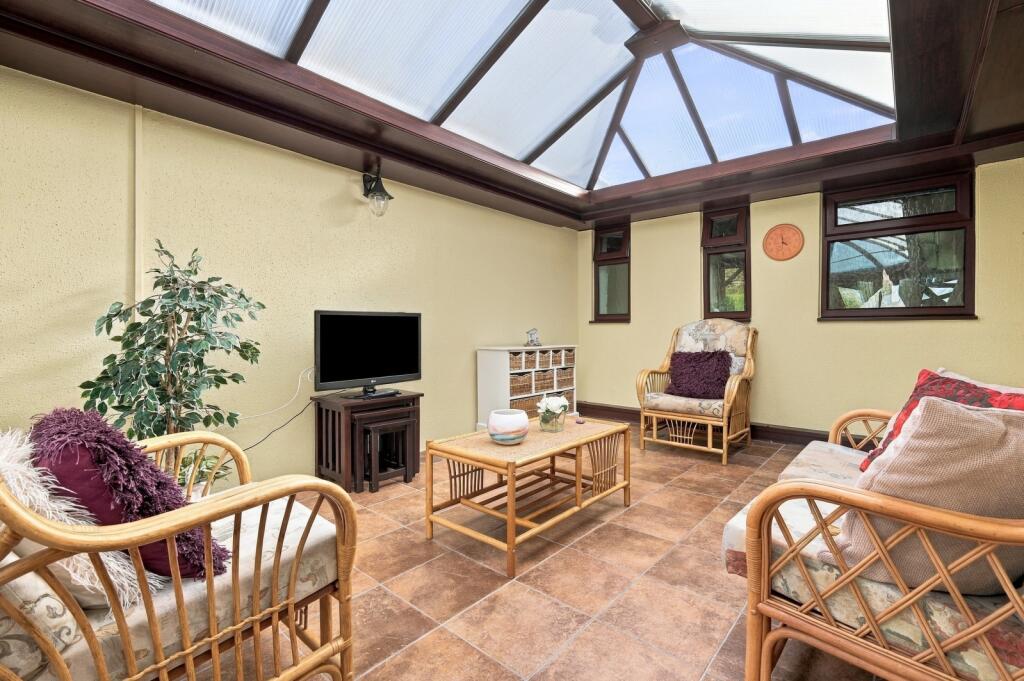 House in Colchester, Wormingford - More