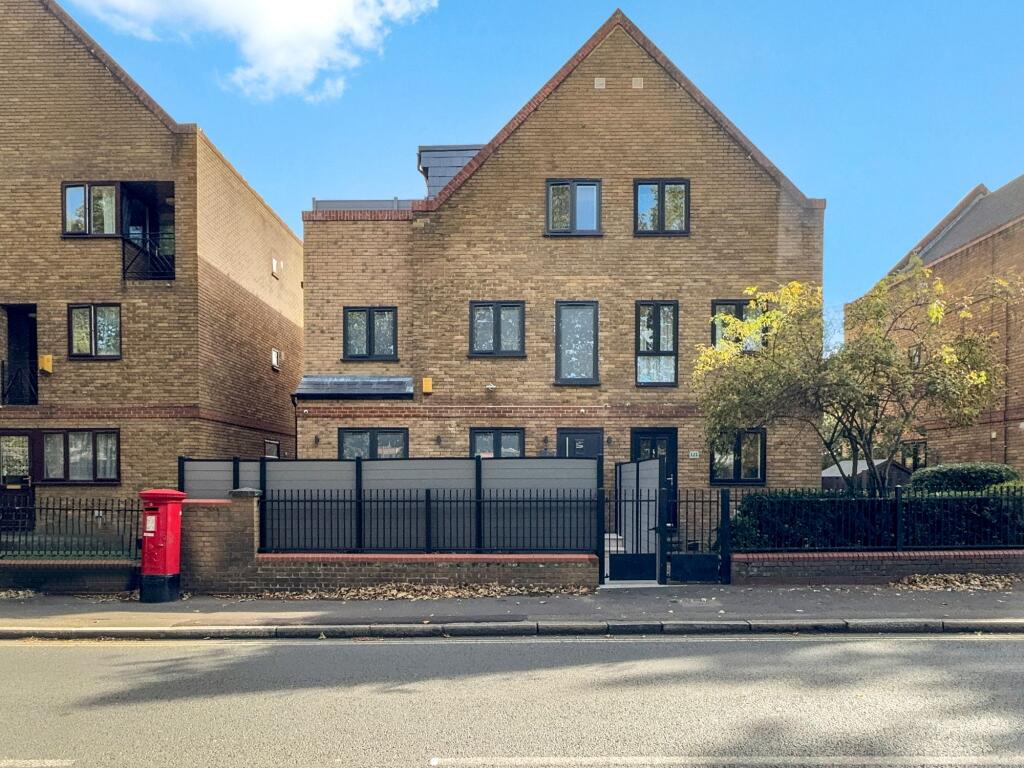 Main image of property: Redriff Road, London, SE16