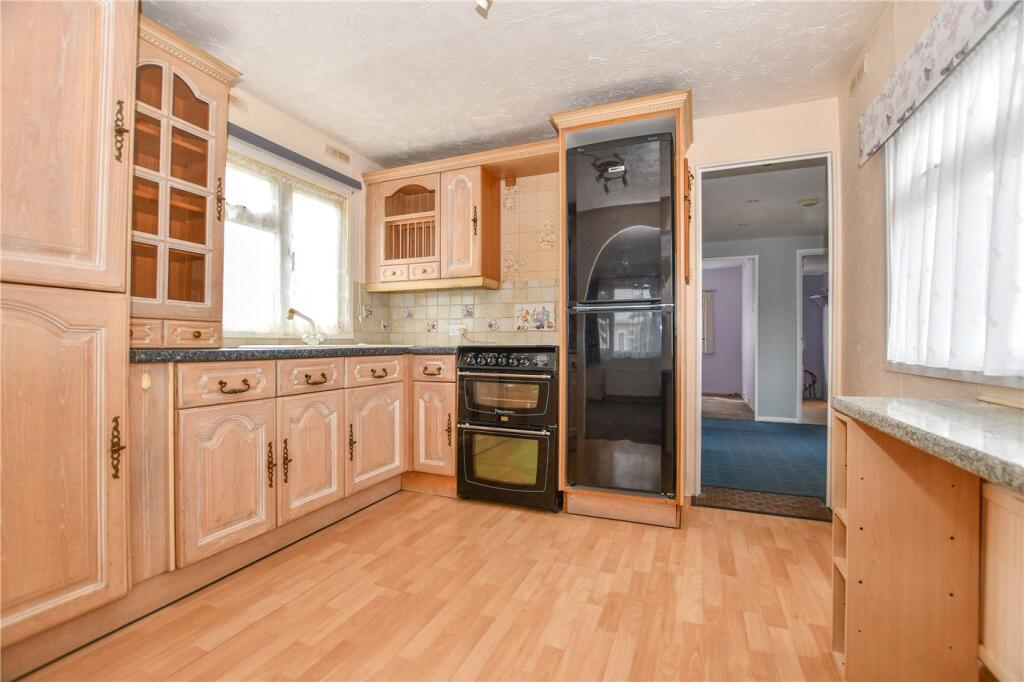 Grovelands Park, Winnersh, Wokingham, Berkshire, RG41 - View 2
