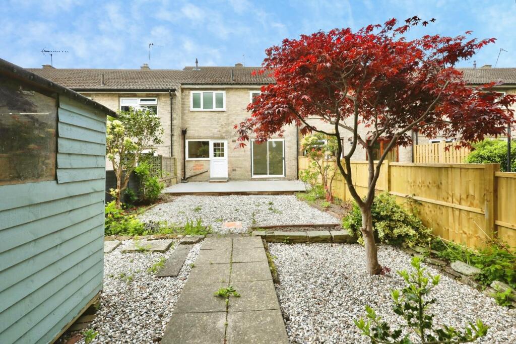 James Andrew Crescent, Greenhill, Sheffield, S8 7RJ photo 4