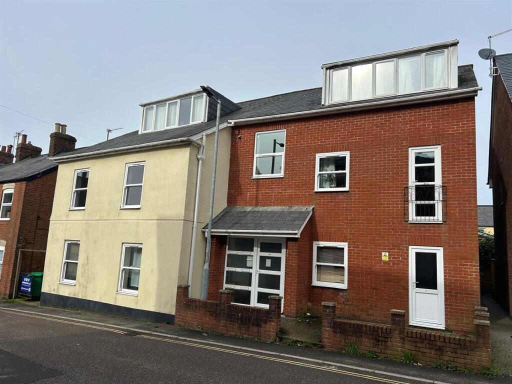 Main image of property: Queen Street