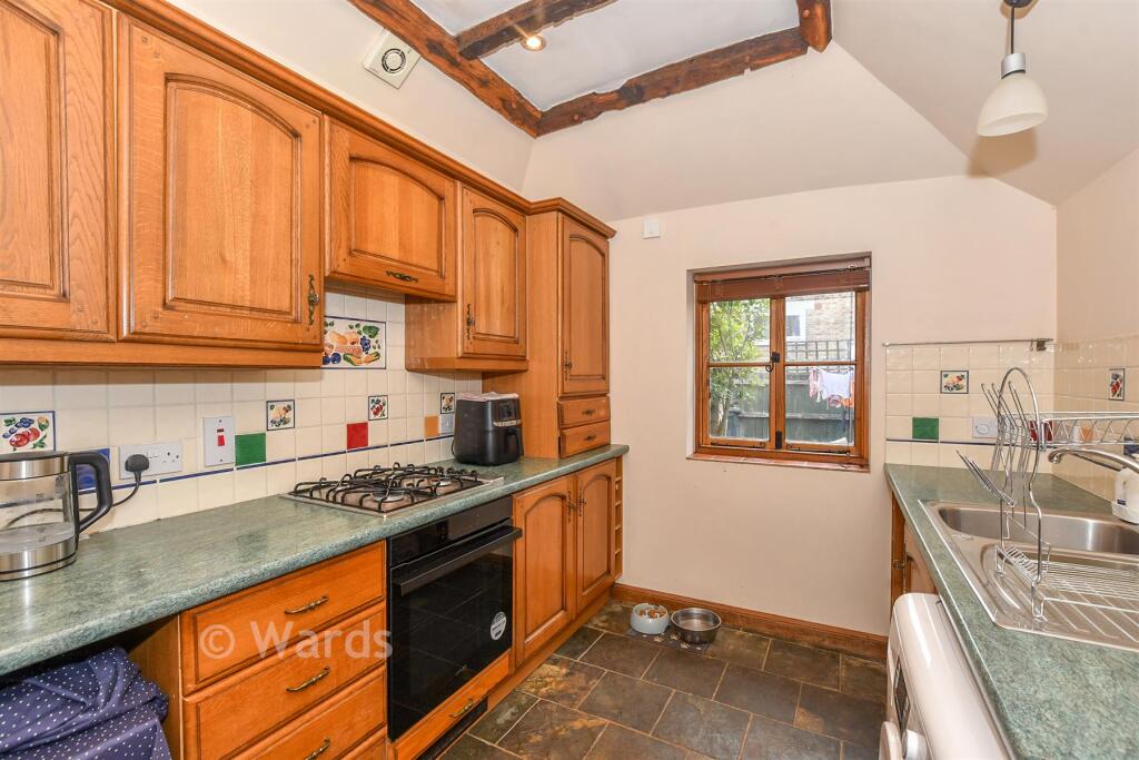 House in Tonbridge - View 5