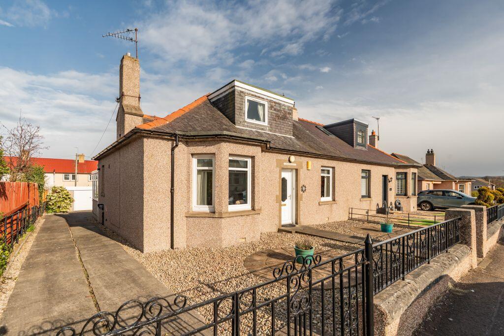 Main image of property: 6 Pendreich Drive, Bonnyrigg, EH19 2DX