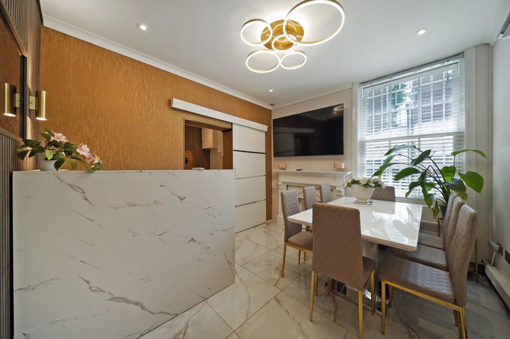 Main image of property: Beauchamp Place, London, SW3