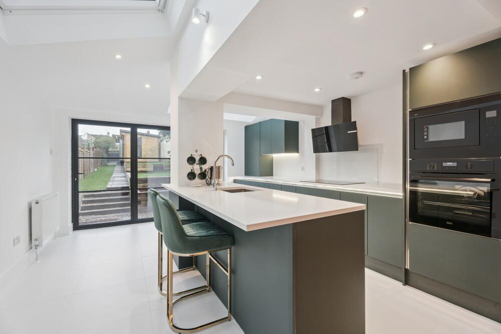 House in Dacorum, Berkhamsted - View 2