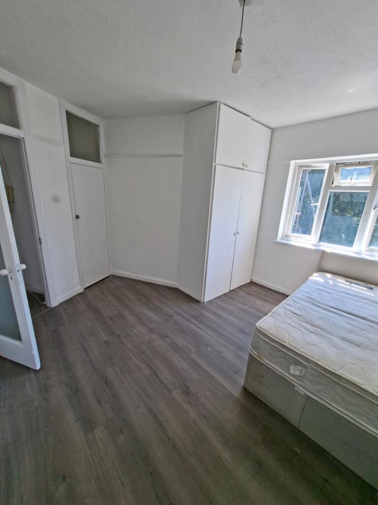 Empire Way, Wembley, Middlesex, HA9 - View 5