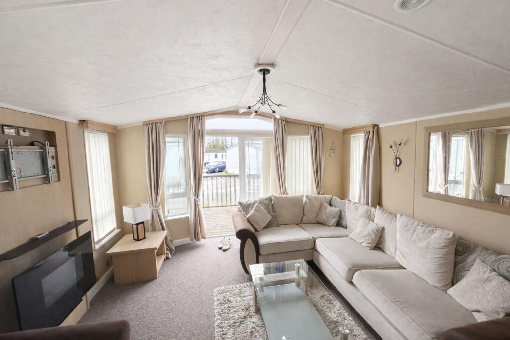 2-bed caravan on Carr lane, Middleton, Morecambe, LA3 3LH, £49,950