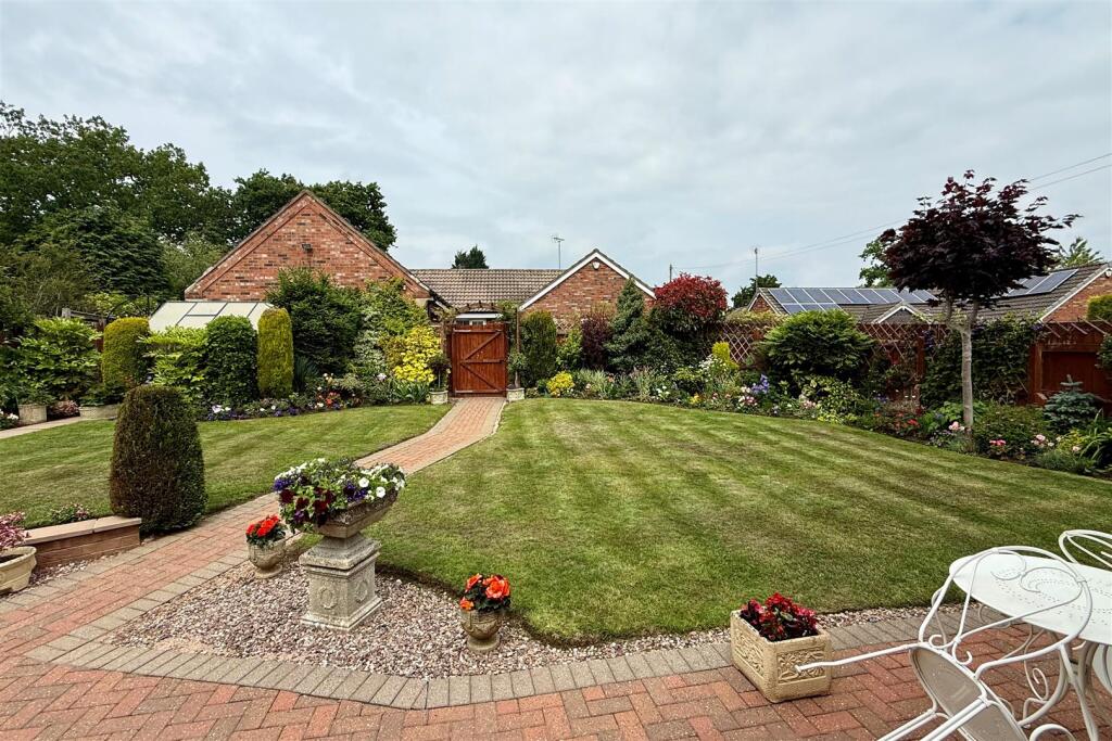 Additional image 14 of Woodgreen Road, Oldbury