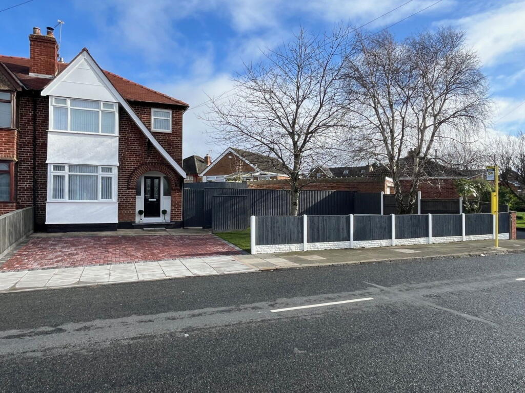 Main image of property: Bermuda Road, Wirral, CH46 6BB