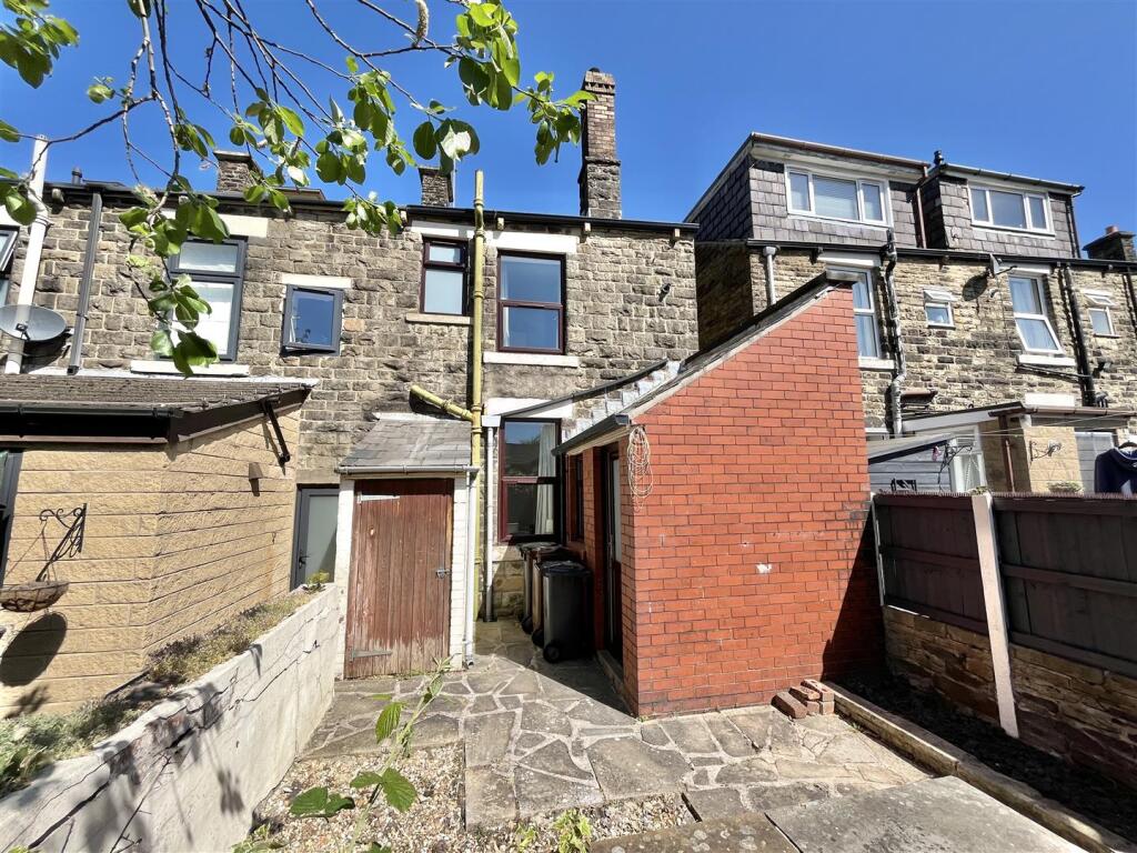 Ashton Street, Glossop photo 2