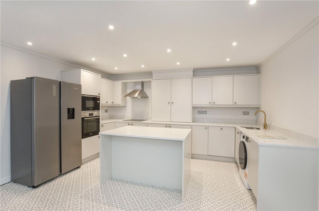 Main image of property: Hookstone Drive, Harrogate, North Yorkshire, HG2