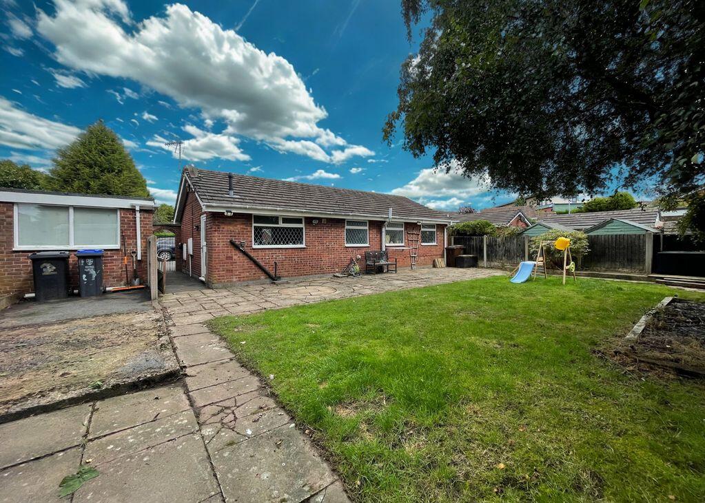 House in Staffordshire Moorlands, Biddulph - View 3