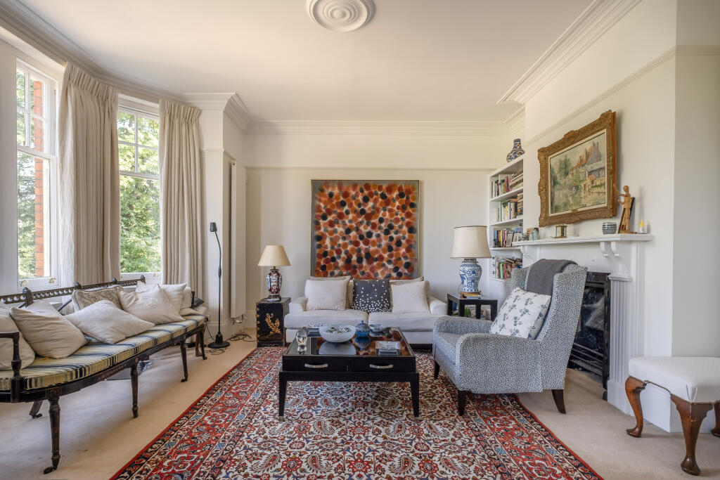 Apartment in Twickenham - View 3