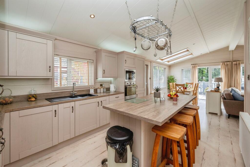 Bacton Road, North Walsham photo 3