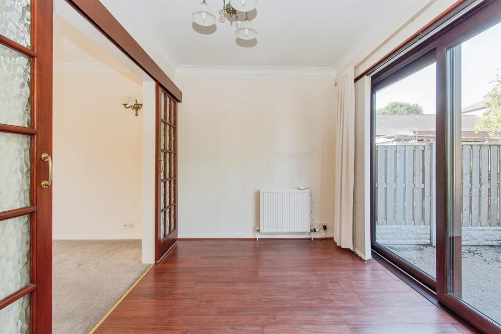 House in Wakefield - View 4