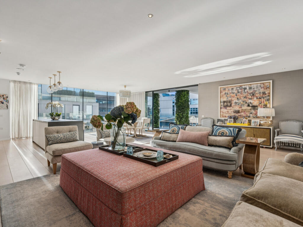 Main image of property: Radstock Street, London, SW11